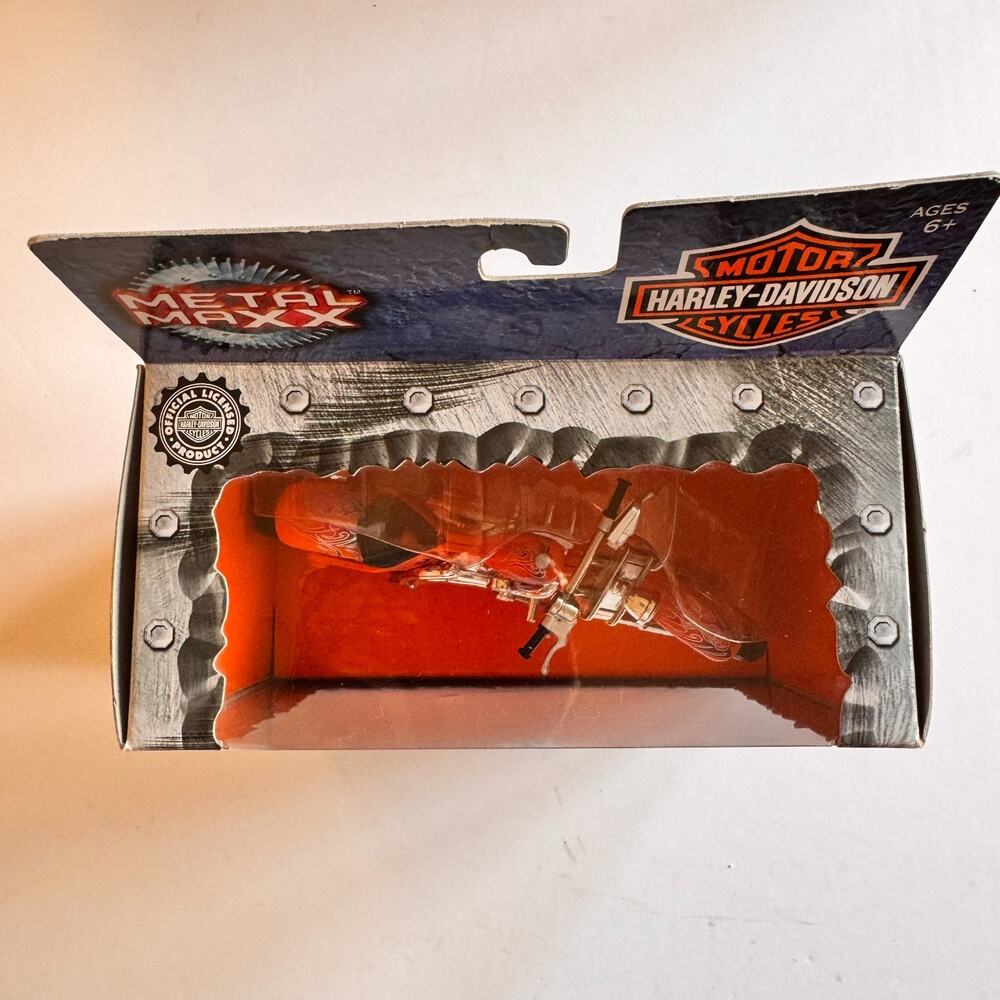 Harley Davidson Metal Maxx Vintage Motorcycle 1:17 Scale Die Cast Plastic Parts - Picture 4 of 7
